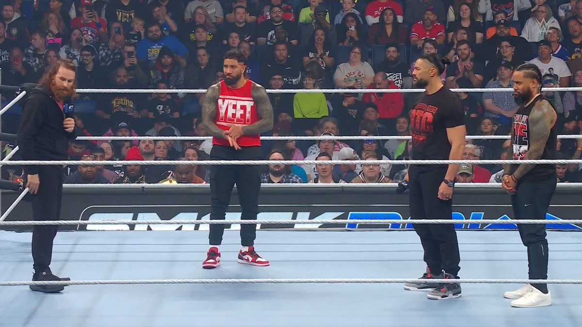 "You want all of this back." 👀 #SmackDown
