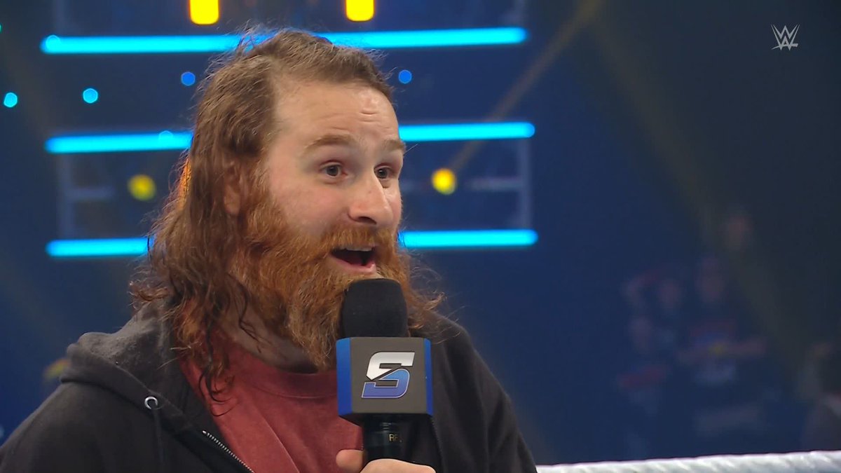 Roman ❤️ Sami? Are we about to see Roman Reigns, The Usos and The "Honorary Uce" Sami Zayn all together again? 🤩 #SmackDown
