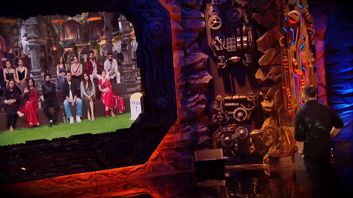 Promo #BiggBoss18 #RohitShetty blasts on #AliceKaushik