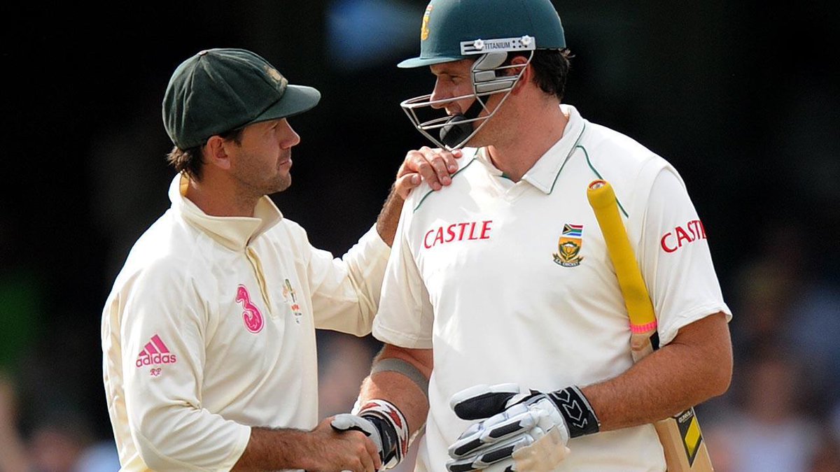 Graeme Smith coming out to bat with a broken arm to save the Test match is arguably one of the biggest alpha moments in cricket history: