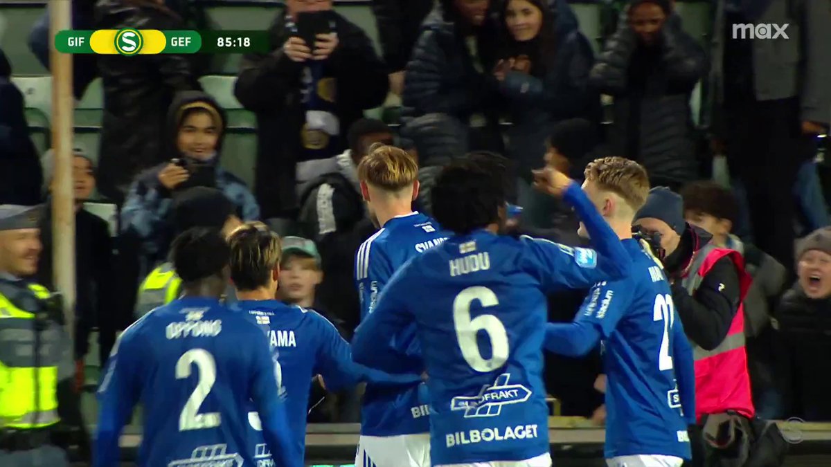 GIF Sundsvall går upp till 2-0 mot Gefle IF efter Ludvig Svanbergs chippstraff! 🔵 ⚪ 📲 Se matchen på Max