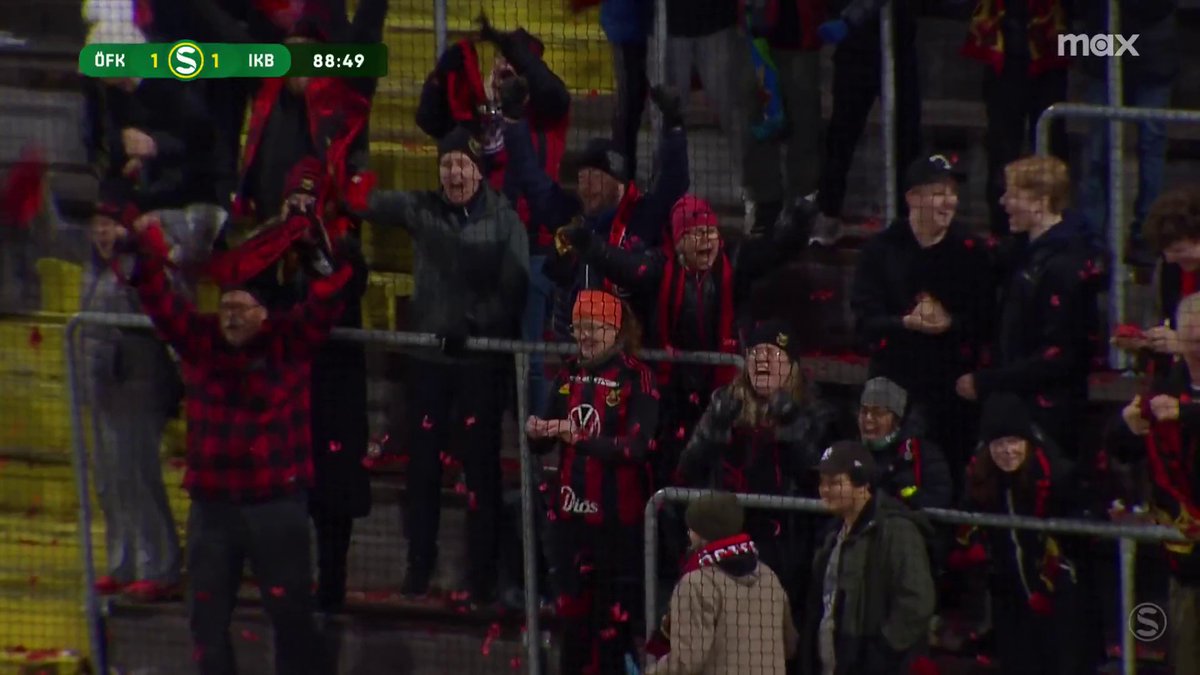 Kvitterat i Östersund! Philip Bonde skickar in 1-1 mot Brage som ser ut att leda till en kvalplats för ÖFK 🔴⚫ 📲 Se matchen på Max