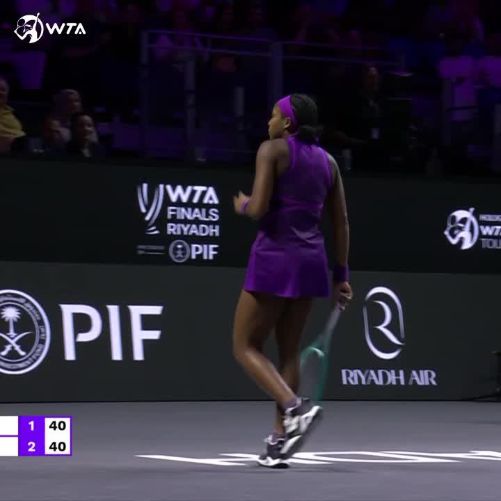 Coco doing Coco things 🤯🤯🤯🤯 Coco Gauff | #WTAFinalsRiyadh