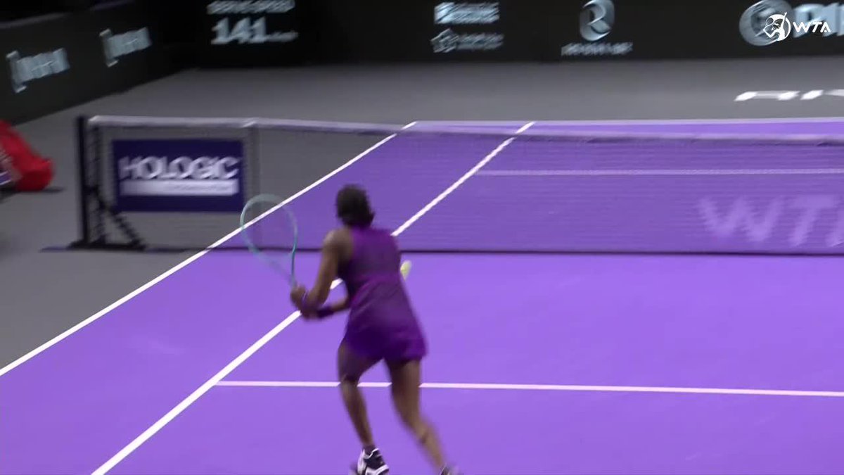 HERE COMES COCO 💨 Coco Gauff fights back and takes the second set 6-4 over Zheng. #WTAFinalsRiyadh