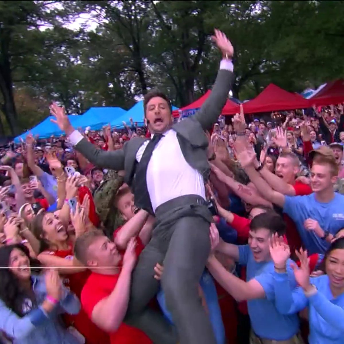 JORDAN RODGERS PICKED OLE MISS TO BEAT GEORGIA AND WENT CROWD SURFING 😂 Jordan Rodgers