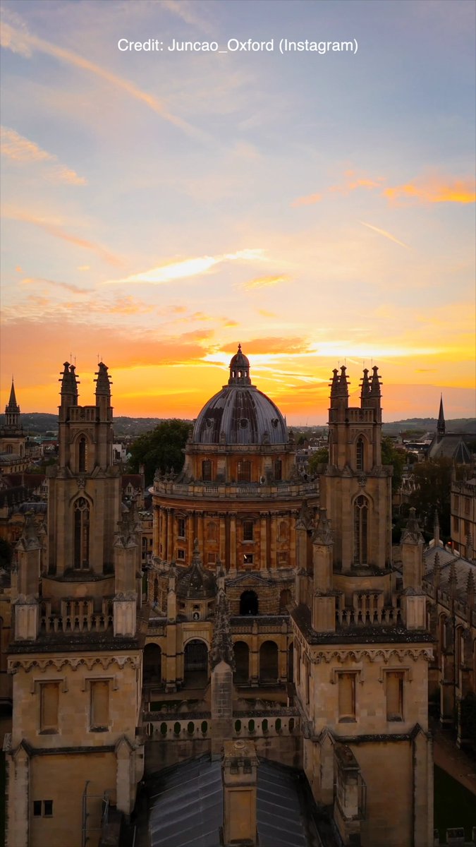Oxford sunsets 💜 🌅 🎬 Instagram | Juncao_Oxford (October, 2023)