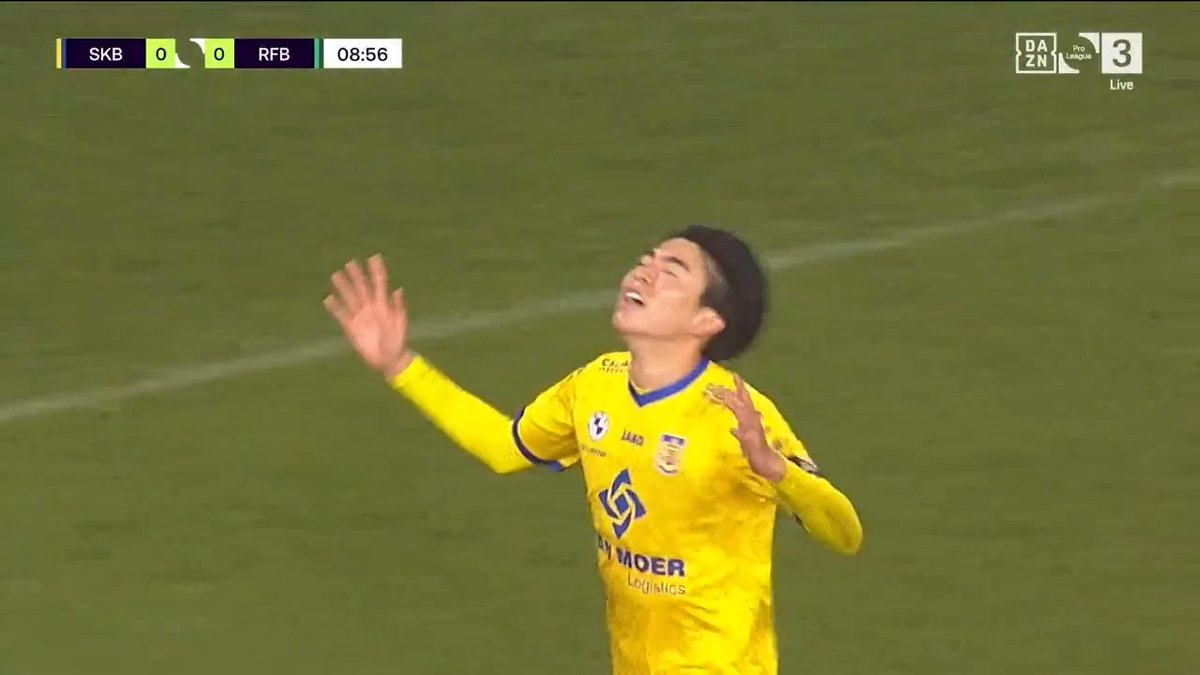 FT | 4️⃣ beaux buts et 3️⃣ points pour le SK Beveren. 🦁🟡🔵 #SKBRFB