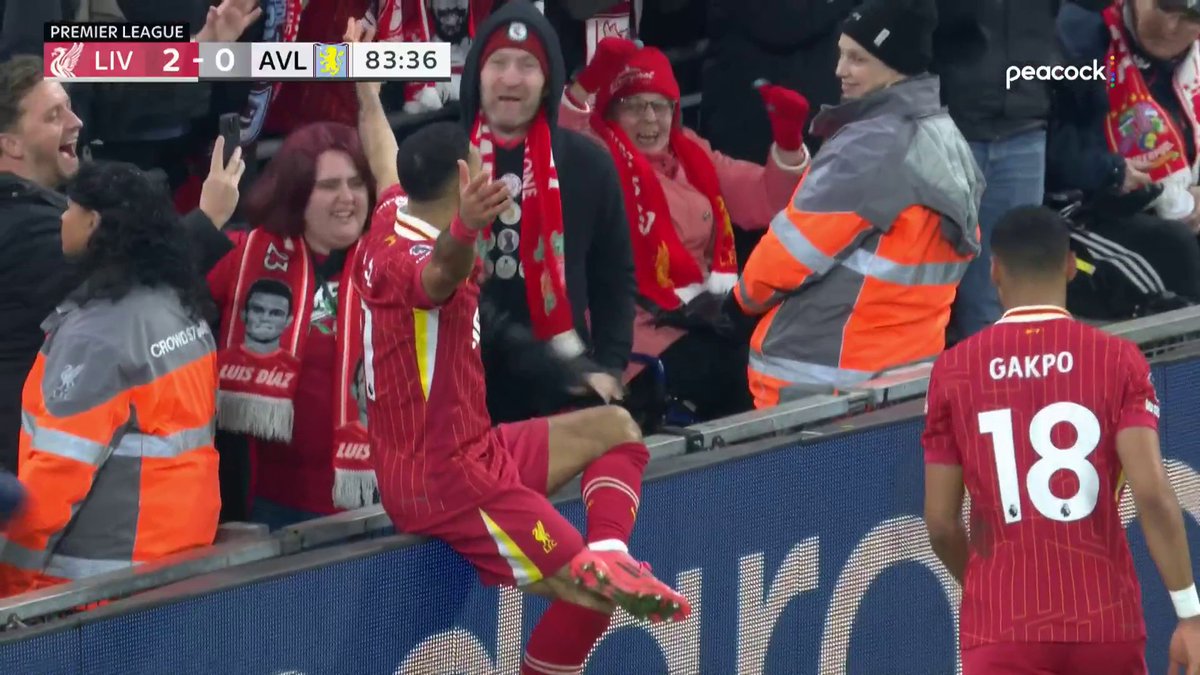 MO SALAH WRAPS IT UP FOR LIVERPOOL. The Reds are going FIVE points clear at the top!