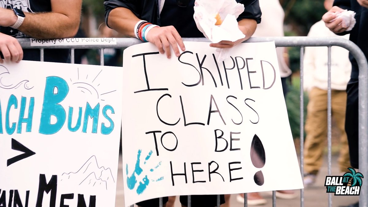 We're all in this together, Chants. Coastal Sports Collective ➡️ Friends Of Program ➡️ #TEALNATION | #FAM1LY | #BALLATTHEBEACH