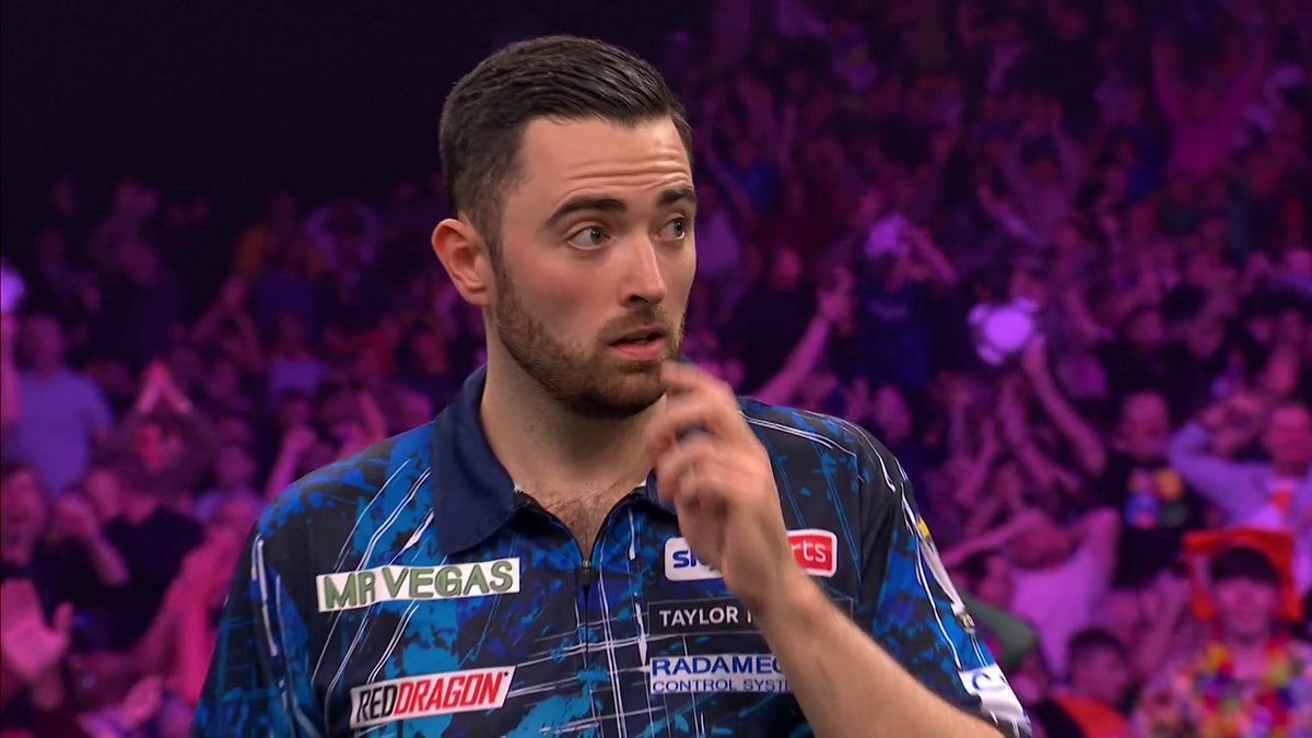 Who saw that coming!? 🤯 Reigning Grand Slam champion Luke Humphries is BEATEN in the opening round ❌
