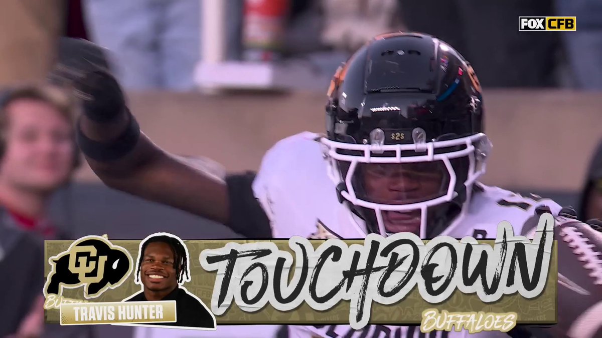 TRAVIS HUNTER HITS THE GAS ON 2ND &amp; 19 FOR THE TD 💨 (via FOX College Football)