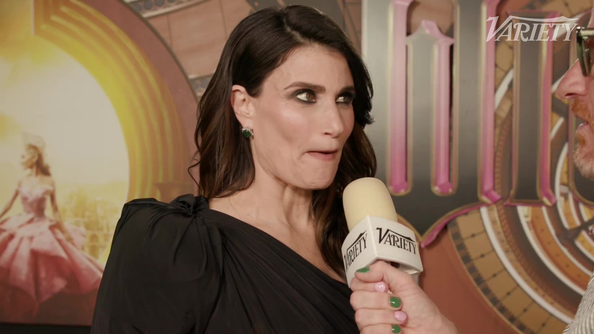 Idina Menzel says she would do another show with Kristin Chenoweth: "Maybe [an] original. We need people to write it for us."