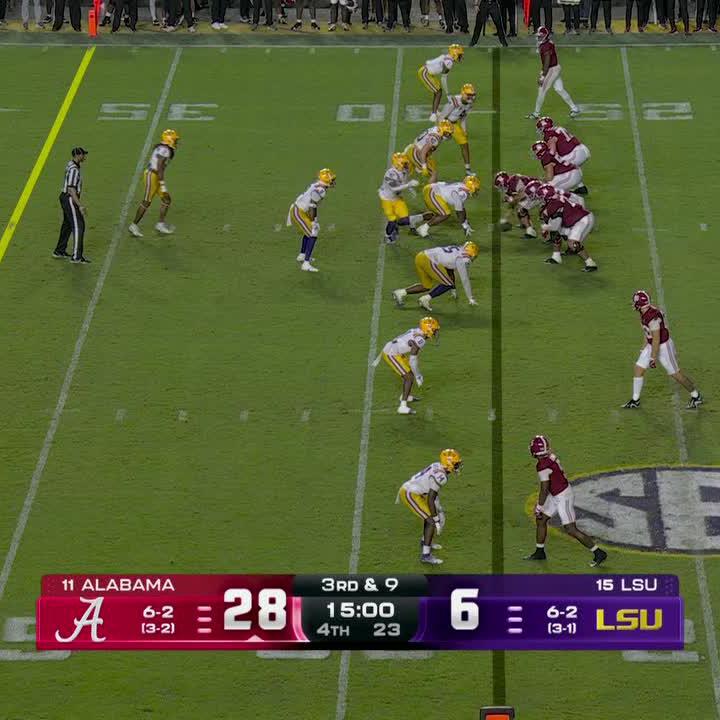 NOT ONE, NOT TWO, NOT THREE BUT FOUR RUSHING TDS FOR JALEN MILROE 😱 ABSOLUTELY TERRORIZING THE LSU DEFENSE 😳