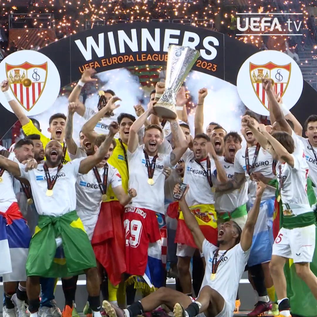 7️⃣0️⃣0️⃣ partidos con el Sevilla Fútbol Club Leyenda Jesús Navas 🙌😍 #UEL | Jesús Navas
