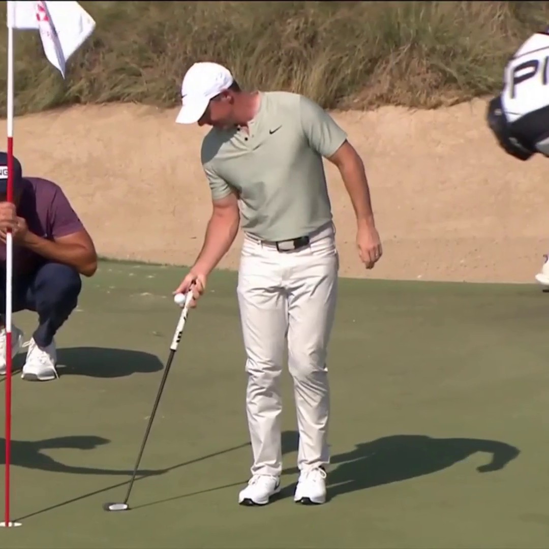 "He couldn't, could he?" 😮 Sit back and enjoy McIlroy's ridiculous 53-foot putt 👌