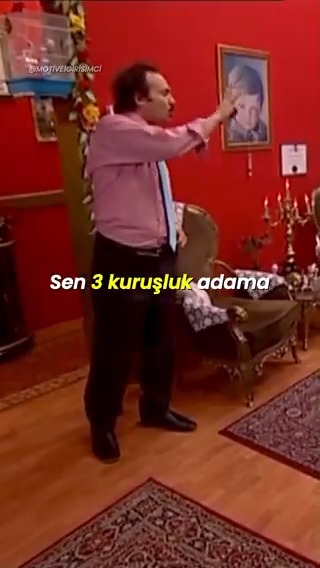 Birine hak ettiğinden çok daha fazla değer verirsen eninde sonunda değersiz hisseden sen olursun!