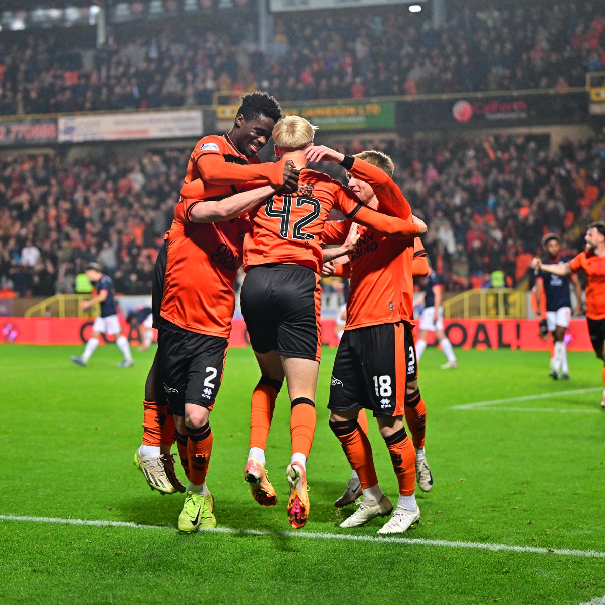 Owen Stirton makes #DUFC history 🦁 📜 The 17-year-old becomes the first-ever Dundee United FC Academy graduate to score on his William Hill Premiership debut