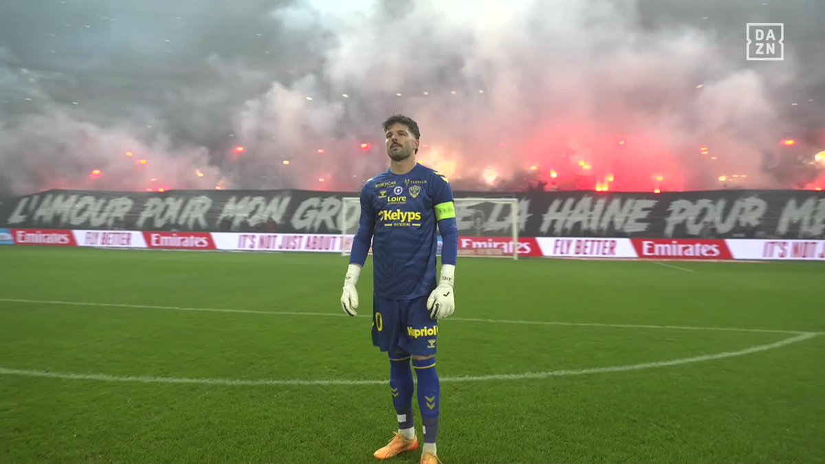 🔥 | Le Groupama Stadium est en feu pour le retour du derby !💥💫 #OLASSE