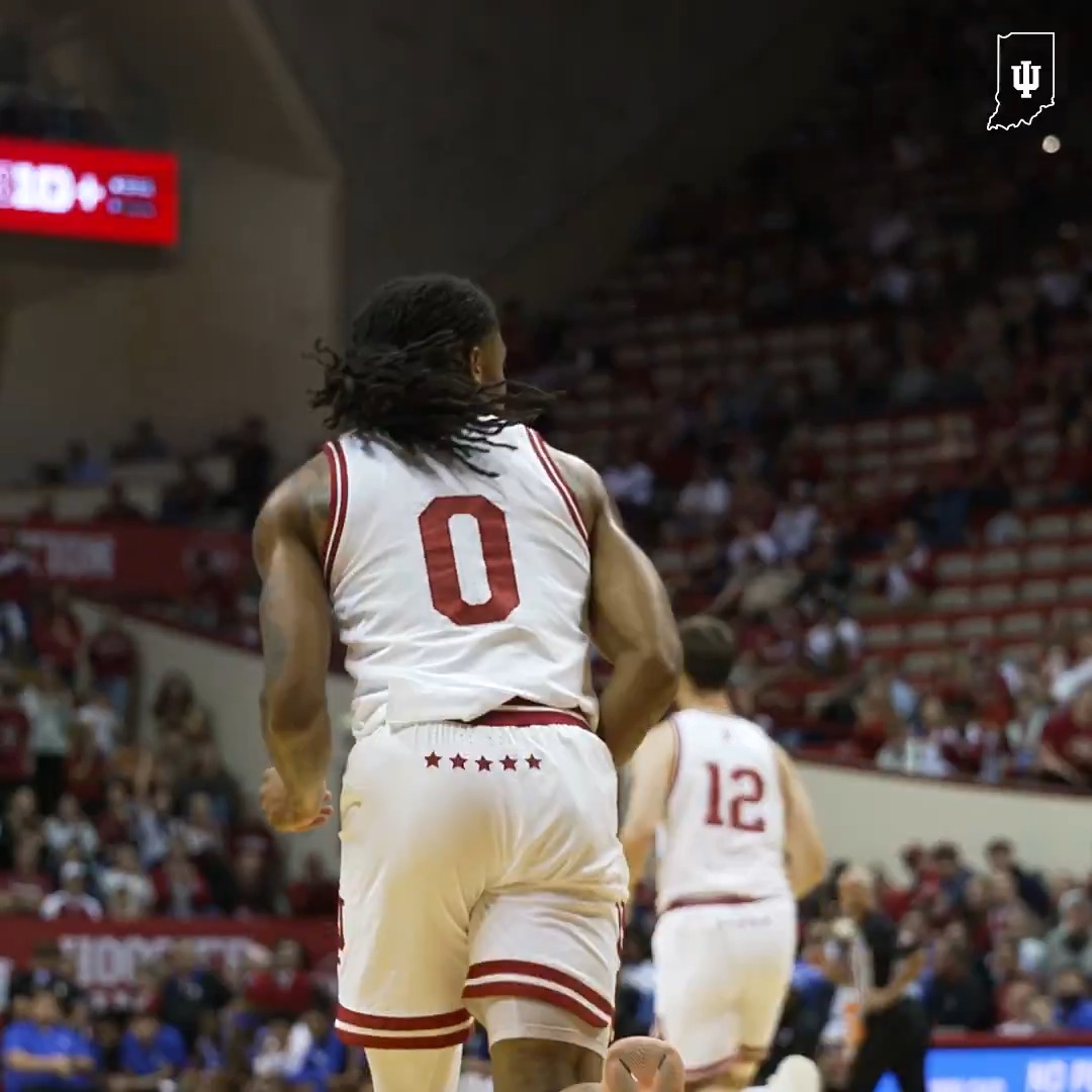 What a move for your first official points as a Hoosier. 🫡 Jakai Newton | #IUBB
