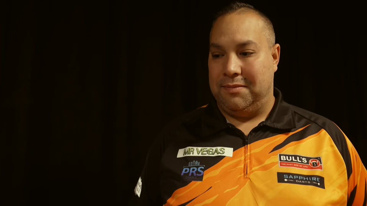 THE REIGNING CHAMPION IS OUT ❌ James Wade beats Luke Humphries 5-3 and the reigning Grand Slam champion is OUT of the tournament. A big early upset here! 📺 #2024GSOD