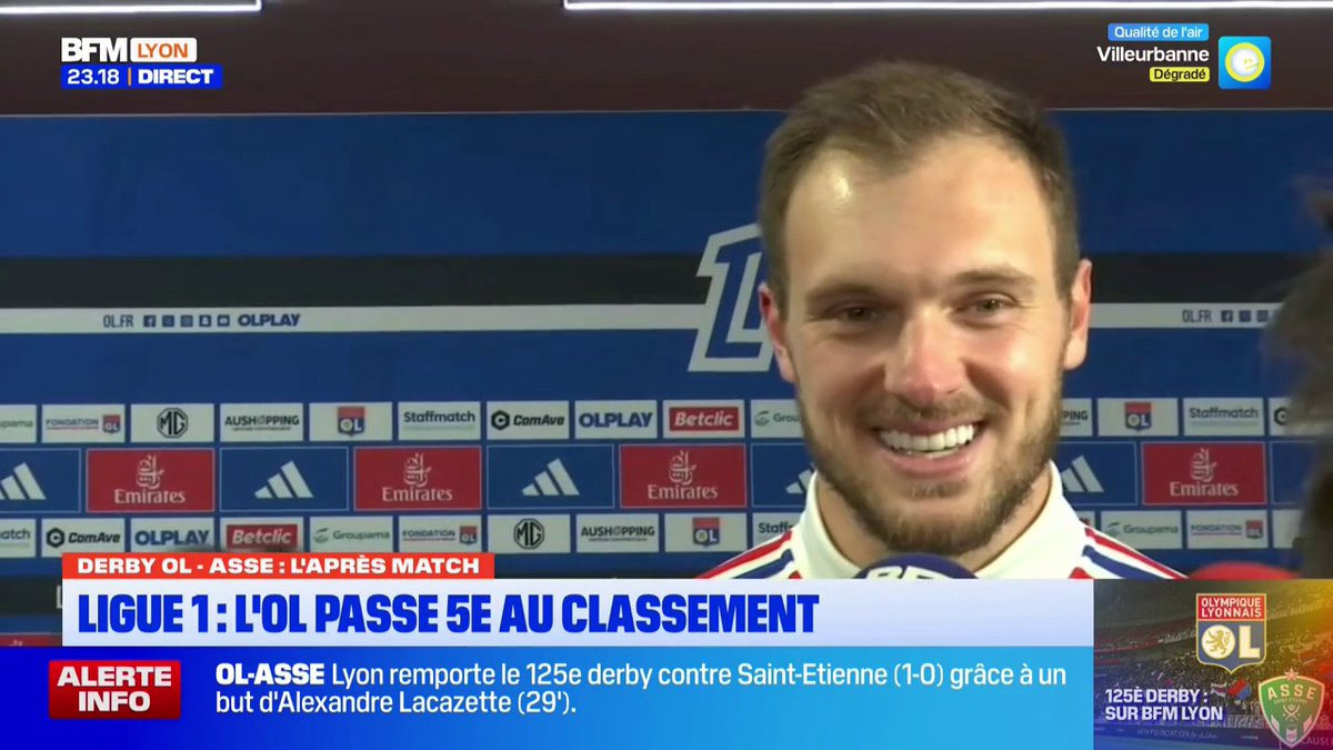 💬 "Très content de faire l'arrêt" Décisif et acclamé par les supporters, Lucas Perri analyse (en français) la victoire de l'OL