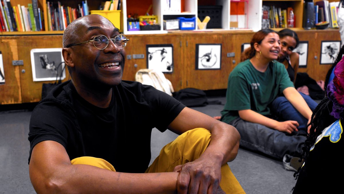 How do you help middle schoolers let down their guard? This theater game, which asks students to work together in silly scenarios, gets students moving, develops executive functioning skills, *and* builds classroom community. 🙌