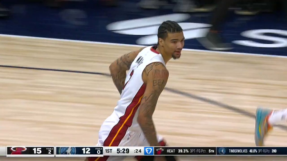 Tyler with the lob, Kel'el with the slam 🔨