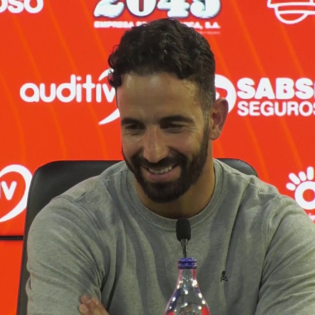 "I'll have to talk with him, I will explain everything" 💬 Ruben Amorim says that he will speak with Ruud van Nistelrooy about his future at Manchester United 🔴