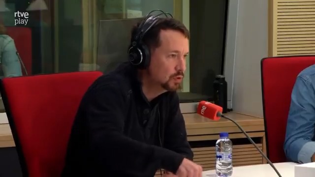 No puedo hablar de lo que discutíamos en el Consejo de Ministros pero la pregunta sobre si había que declarar el Estado de alarma en Valencia ha replanteado un debate. Escuchen 👇🏻