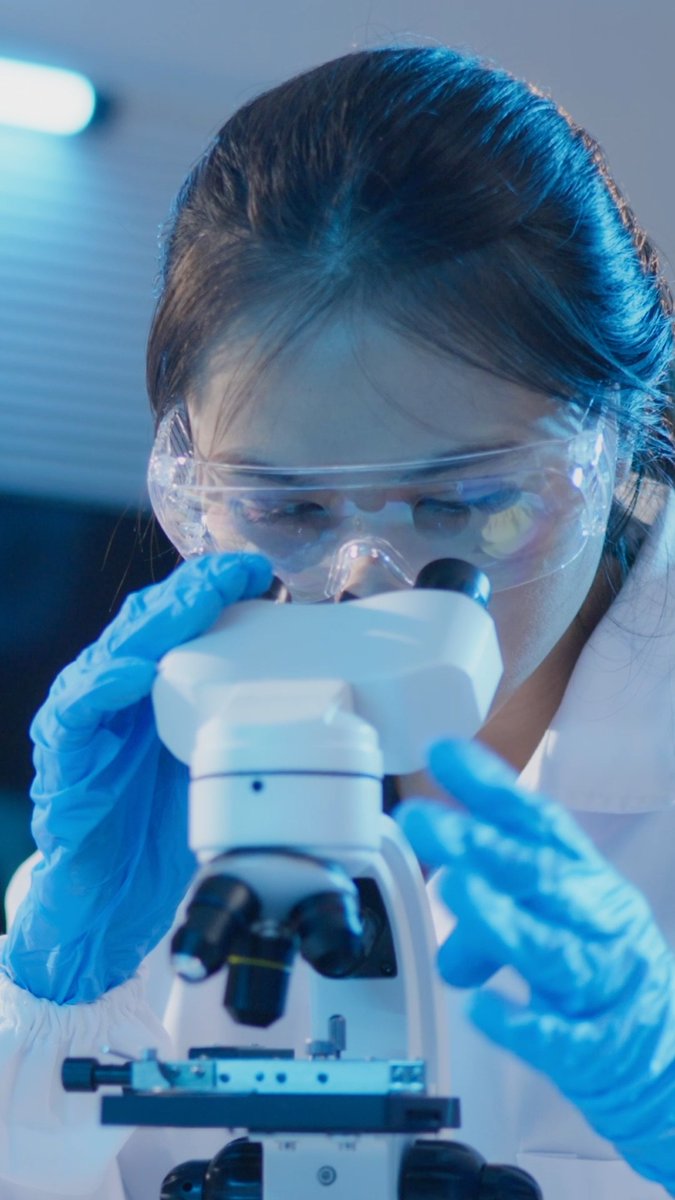Over 1 million people in the UK are living with a neurodegenerative disease. We're backing scientists University of Dundee with £30 million in funding to continue their vital research into new, innovative treatments to transform patients' lives.