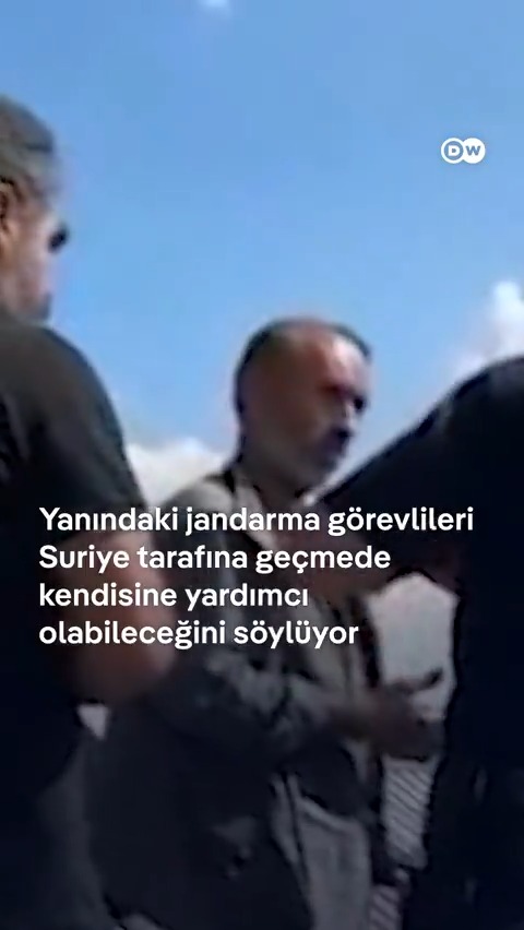 Narin Güran cinayetinde ikinci "üfürükçü" vakası DW Türkçe’nin ulaştığı görüntülere göre Narin’in amcaları ile birlikte Suriye sınırına giden kişiler, ellerindeki tel parçaları ile Jandarma gözetiminde Narin’in izini sürdü Felat Bozarslan Tamamı: