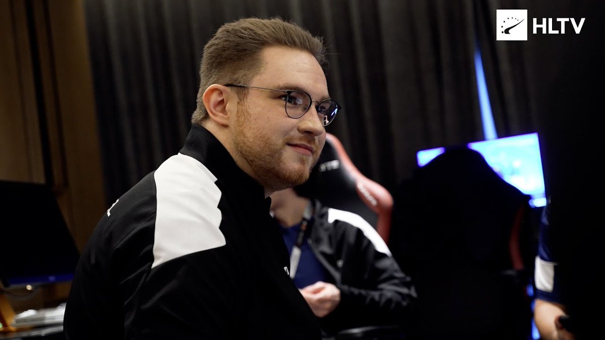 "You have to really want f*ck them" - Coach ohnePixel