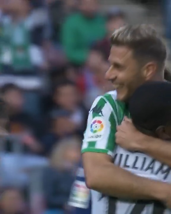 🔙2️⃣0️⃣1️⃣8️⃣ 🔝💚 ¡El Real Betis Balompié 🌴💚 conseguía una gran victoria por 3-4 en el feudo del FC Barcelona! #TalDíaComoHoy | #LALIGAEASPORTS