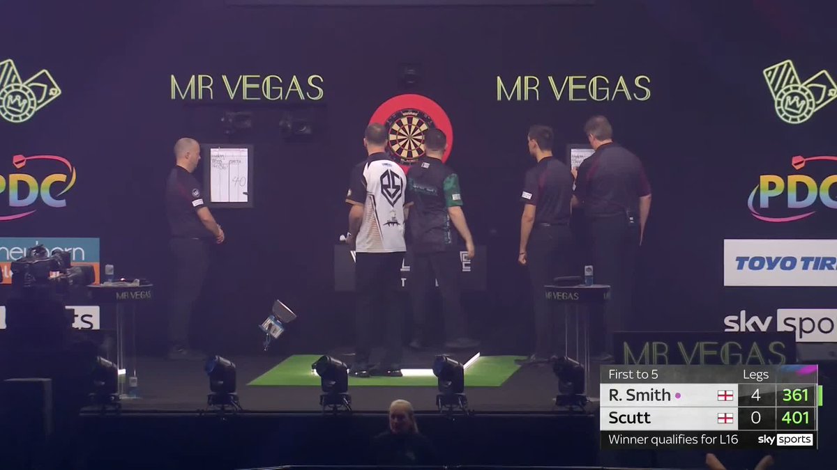 BRILLIANT FROM SMITH TO PROGRESS ✅ Ross Smith qualifies for the Last 16 as he dominates Connor Scutt 5-0 to storm through in Group D. 📺 #2024GSOD