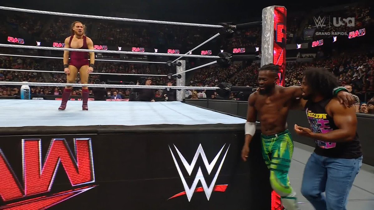 Paging Dr. Shelby! 😬🫣 #WWERaw