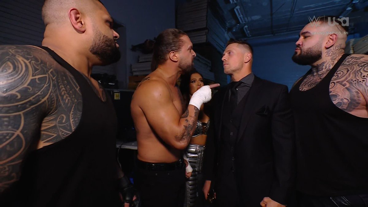 We never NEVER NEVER saw it coming! 😲 #WWERaw