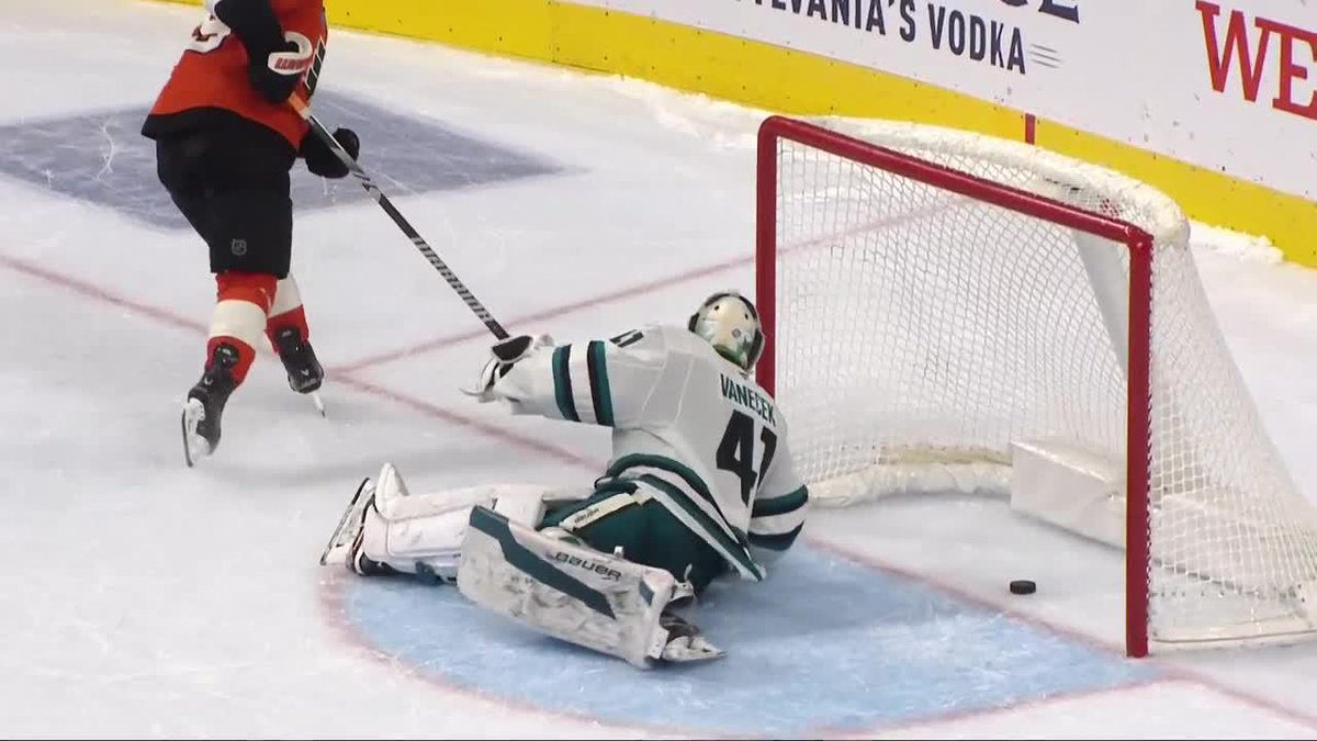 Michkov hit the ‘Are you not entertained?!’ celly 🚨
