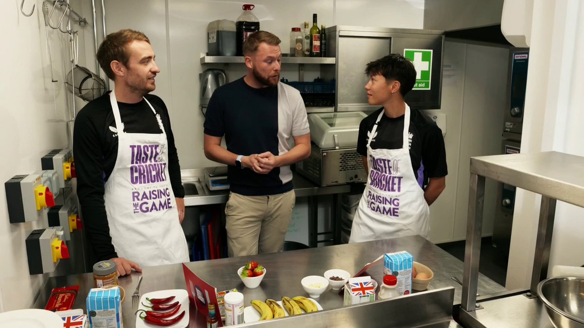 The ECB have released a new cookbook 'Taste of Cricket' where 50 names from the sport have contributed recipes 👨🍳 To mark the release, Issy Wong and Jamie Goodwin took part in a cooking competition with a difference 🏏 🎥 England Cricket