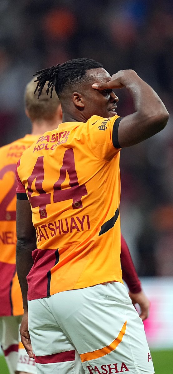 Asist Ziyech, gol Batshuayi! 🤩