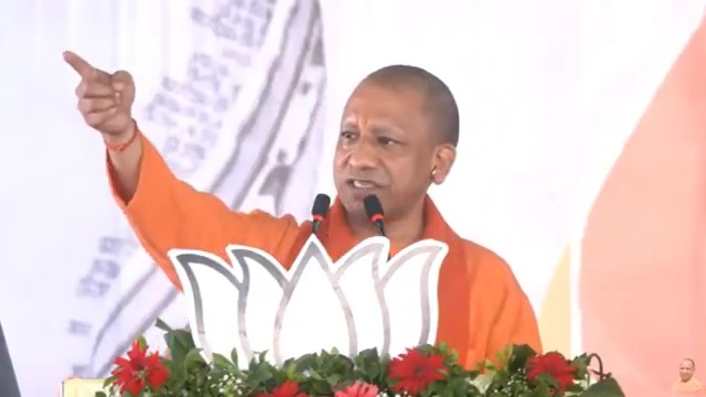 यह देश किसी पार्टी की बपौती नहीं है, इस देश के लिए आपके पूर्वजों ने अपना लहू बहाया है... ...जाति के नाम पर बांटने वाले जितने भी नेता हैं, यह सभी देश के साथ विश्वासघात कर रहे हैं...