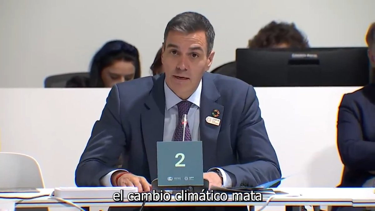 El cambio climático mata y afecta a nuestra salud. La salud no es simplemente "otra cosa" que se ve afectada por el cambio climático y la crisis ecológica. Es el punto final donde se concentran todos y cada uno de sus efectos. La salud humana, la salud del planeta y la salud del resto de los seres vivos que lo habitan son una sola salud que debemos preservar. No puede haber personas sanas en un planeta enfermo.