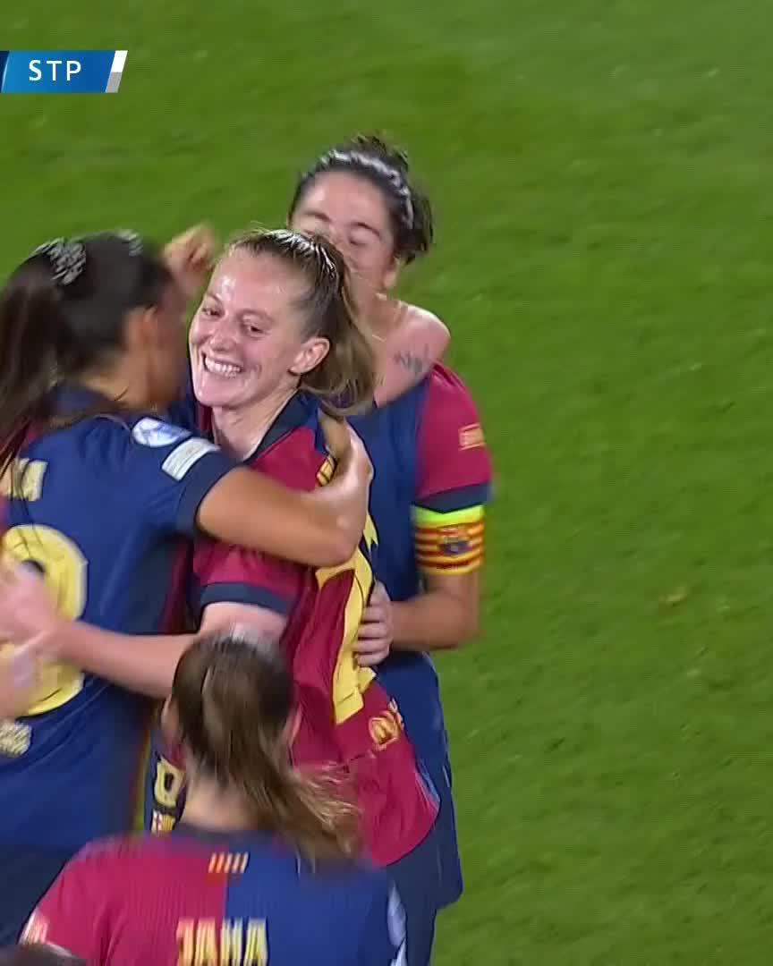 ☄️ Keira Walsh shining on the crips November skies. Watch live for free on DAZN ▶️ #UWCLonDAZN #UWCL