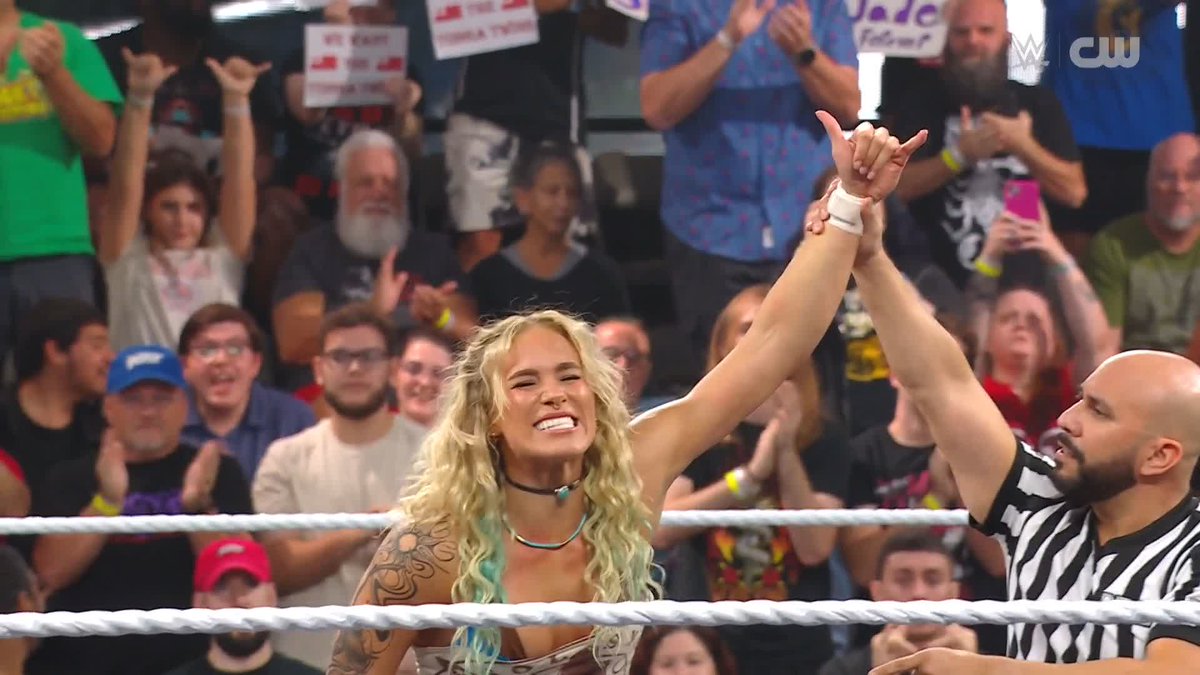 Sol Snatcher out of nowhere! Sol Ruca is headed to #WWEDeadline!! 🤙 #WWENXT