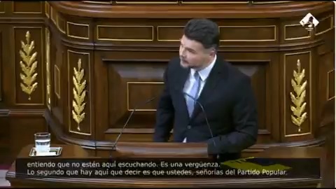 #EnDirecto | Rufián al PP: "Mintieron con Irak, el Prestige, el Yak-42, el 11M, el metro de Valencia, el Alvia de Galicia, las 7.291 personas abandonadas en Madrid porque, total, iban a morir igual, y ahora con la gestión de la DANA. El problema es que sus mentiras cuestan vidas"