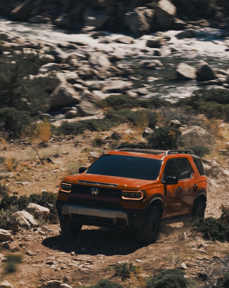 The all-new 2026 #HondaPassport is prepared to hit the trails 😎 Sign up to stay informed: