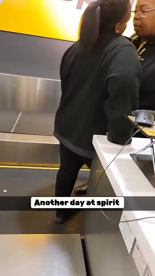 The Spirit Airlines ticket counter is exactly what you think it would be like... 👀 #flying #SpiritAirlines #women #airport #airlines