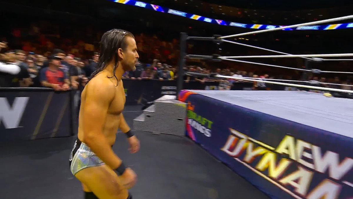Adam Cole and Konosuke Takeshita brawling in the ring with COLE'S MUSIC PLAYING NONSTOP. So much so that he even got to do the BOOM in the end. Love ECW callbacks like this.