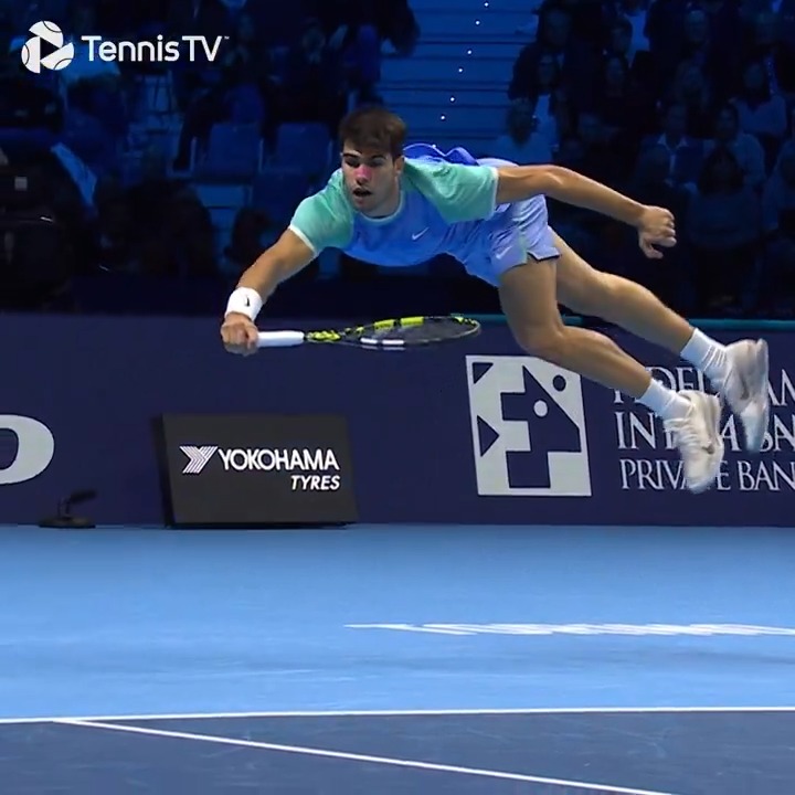 Levitating 💫 Carlos Alcaraz