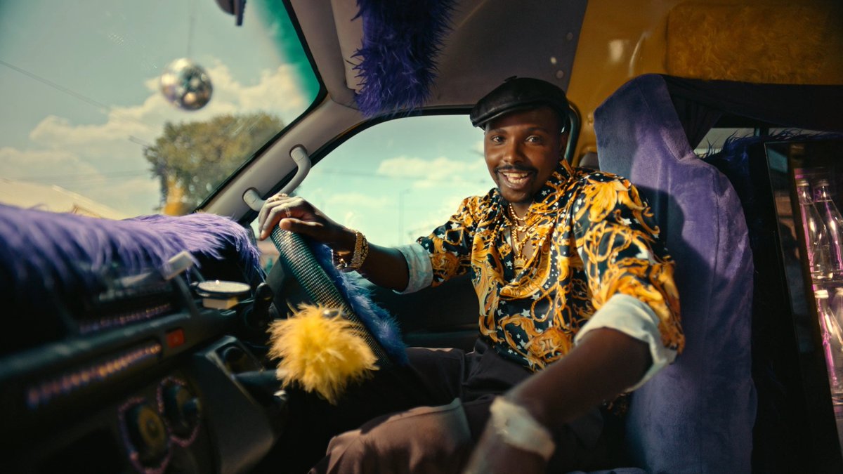 😁 Hehehe, one thing about this #WINWINSummer? Signs of winning will be everywhere you go! 😎 Nawe you can be a winner 💰💰💰 Simply opt-in via the MTN App or by dialling *142#. Buy 1GB or more & stand a chance to win your share of R75 MILL this #MTNSummer! T&C apply