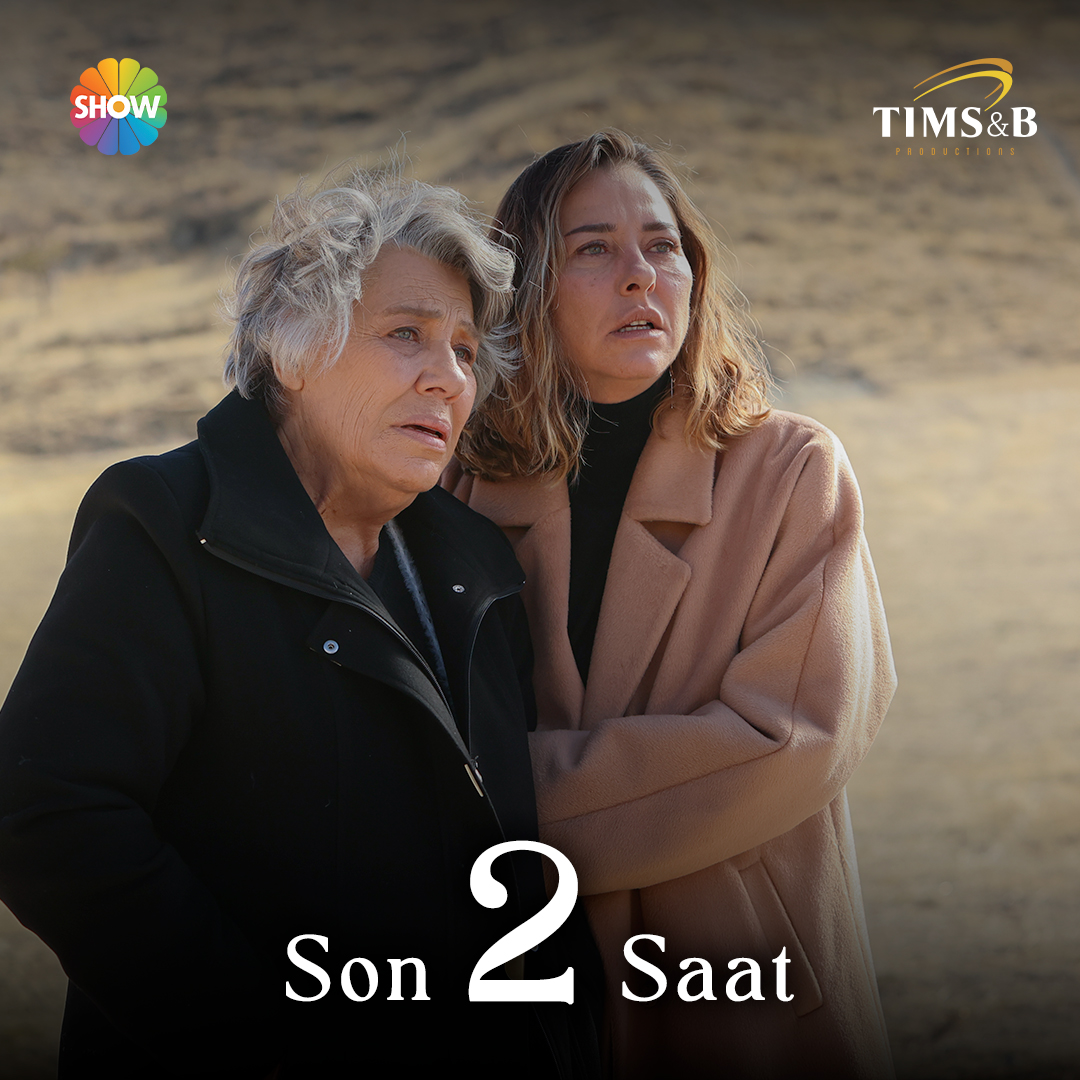 İkizlerin kim olduğunu öğrenen Esat ve Harika’nın tepkisi ne olacak? 💥 Son 2 saat! ⌛ #SiyahKalp şimdi @showtv’de 🖤 TIMS&B Productions